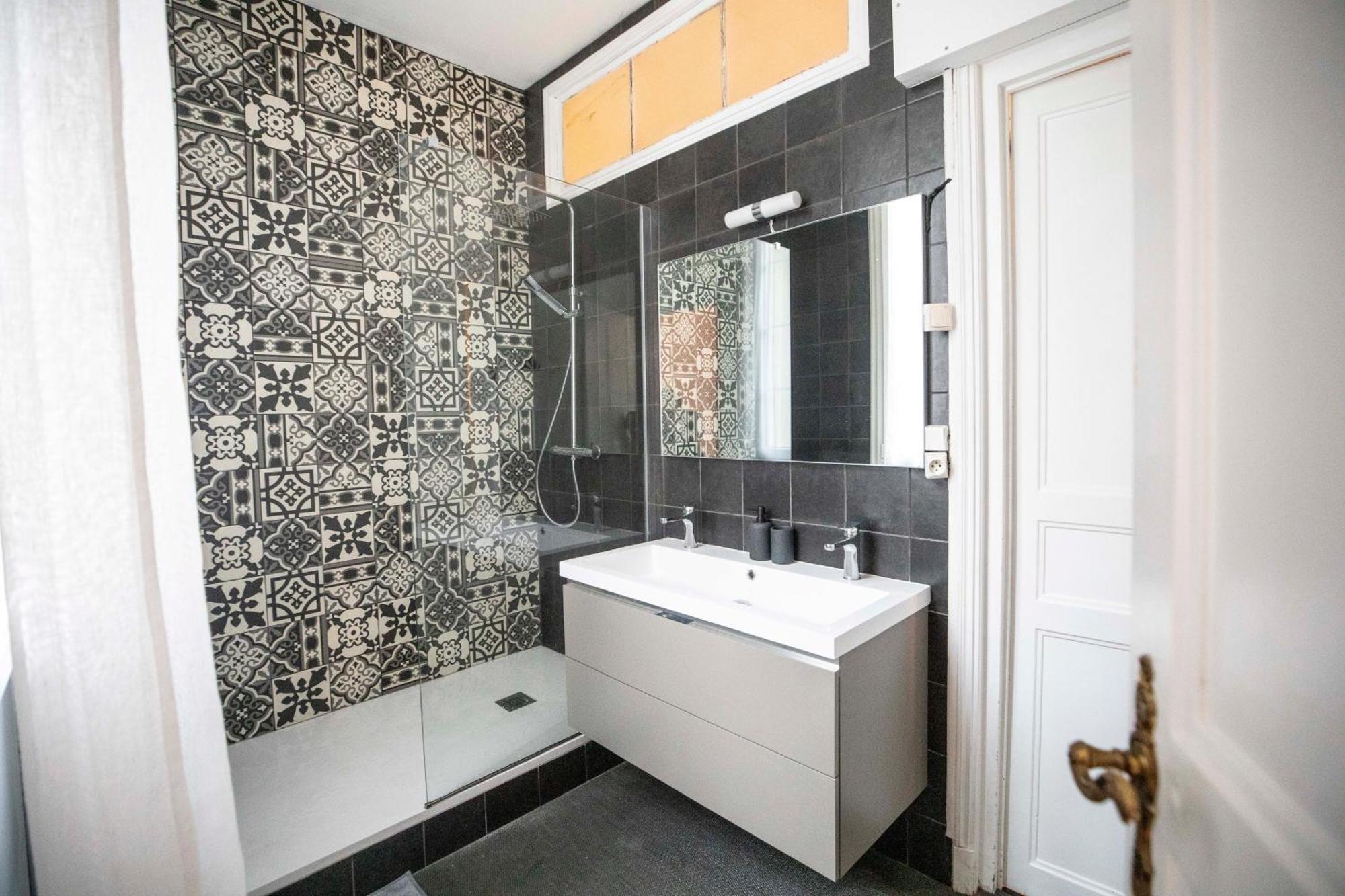 L'Appartement Lieu De Qualite En Centre Ville De Pau Eksteriør billede