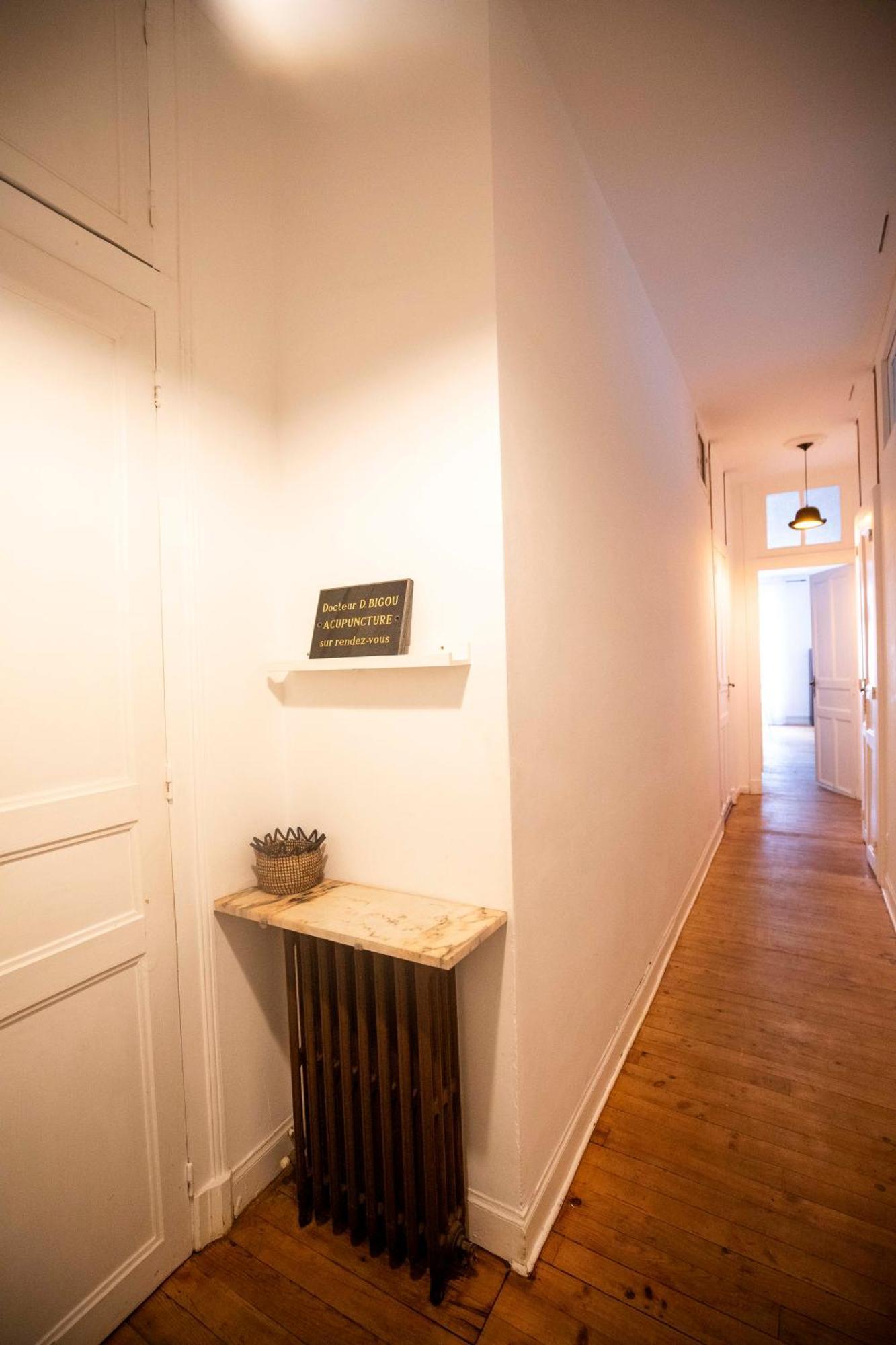 L'Appartement Lieu De Qualite En Centre Ville De Pau Eksteriør billede